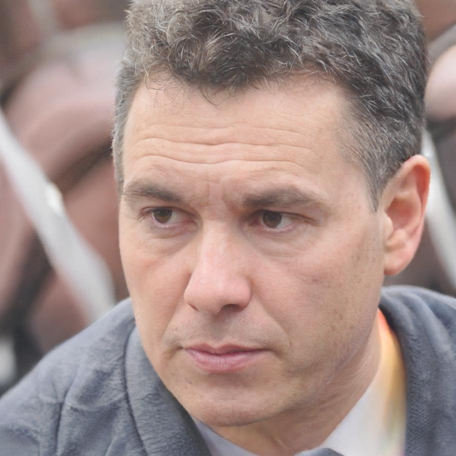 Carlos Martínez